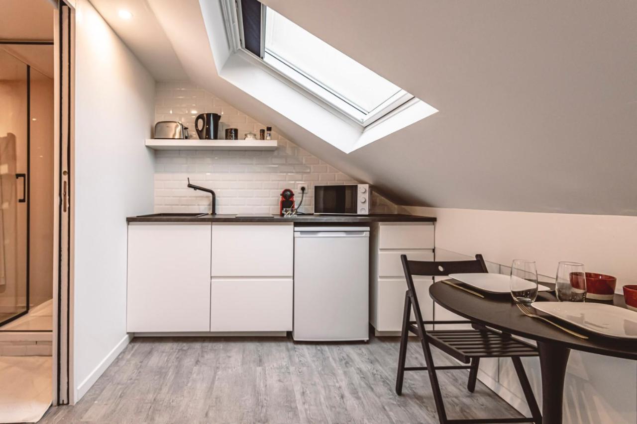 ריימס Le Coquet Logement Climatise Face A La Cathedrale - 3G מראה חיצוני תמונה