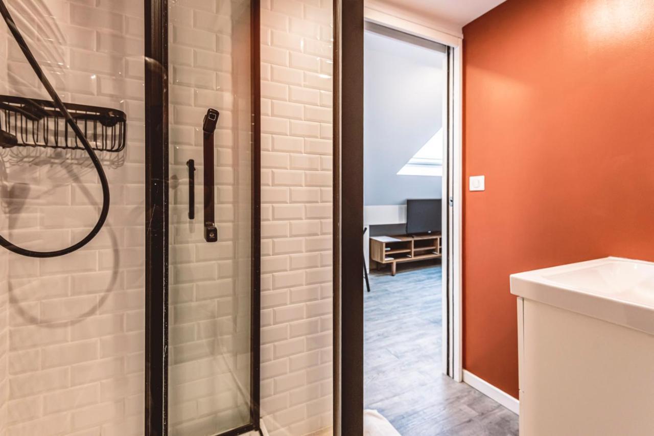 ריימס Le Coquet Logement Climatise Face A La Cathedrale - 3G מראה חיצוני תמונה